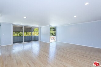 1539 Laurel Ave in Los Angeles, CA - Building Photo - Building Photo