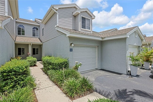 2541 Citrus Lake Dr in Naples, FL - Building Photo - Building Photo