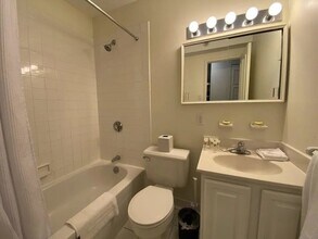 189 Freeman St in Brookline, MA - Building Photo - Building Photo