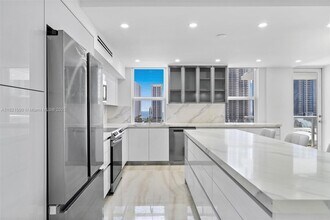 230 174th St, Unit 1119 in Sunny Isles Beach, FL - Building Photo - Building Photo