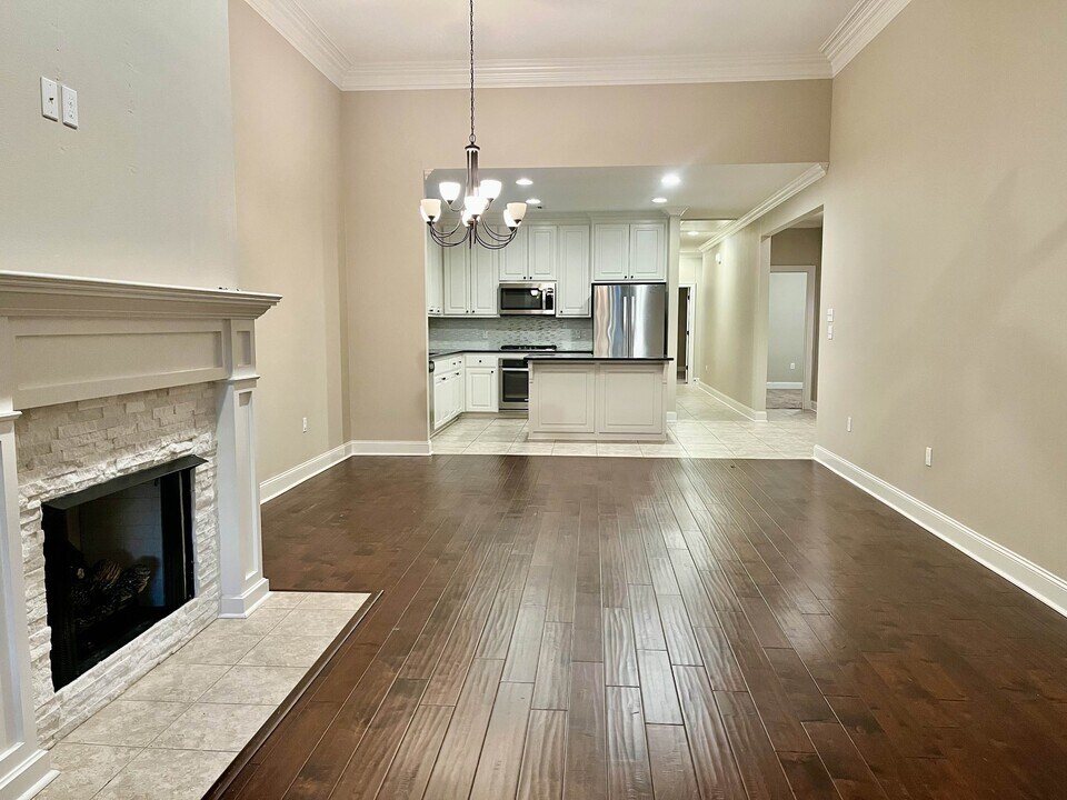 3045 Hudson Park Dr in Baton Rouge, LA - Building Photo