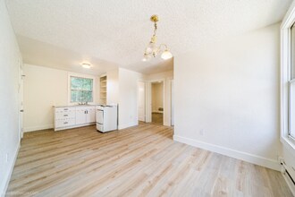 725 2nd St in Newport, WA - Building Photo - Building Photo