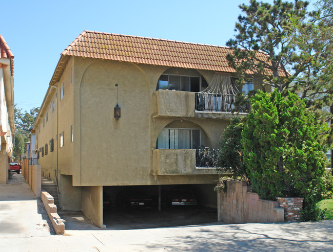 10555 Woodbine St in Los Angeles, CA - Building Photo - Building Photo