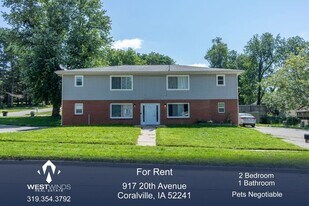 917 20th Ave in Coralville, IA - Building Photo