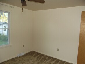 320 Dawson Ave in Carnegie, PA - Building Photo - Building Photo