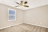 111 Brookside Ct photo'