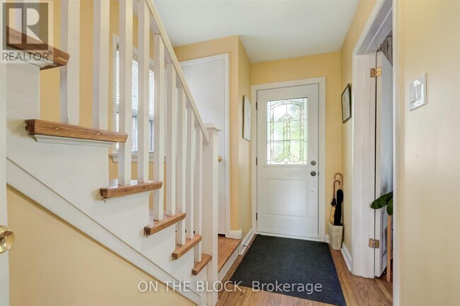 534 Midland Ave in Toronto, ON - Building Photo - Building Photo