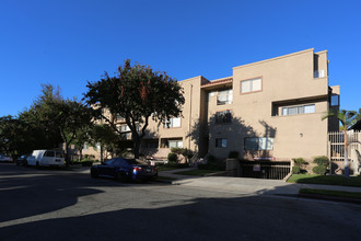 Belmont Apartments in Glendale, CA - Building Photo - Building Photo