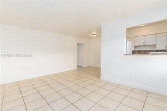 6913 Rue Vendome in Miami Beach, FL - Building Photo - Building Photo