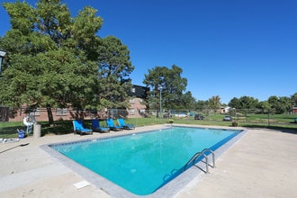 Garden Center Apartments in Broomfield, CO - Building Photo - Building Photo