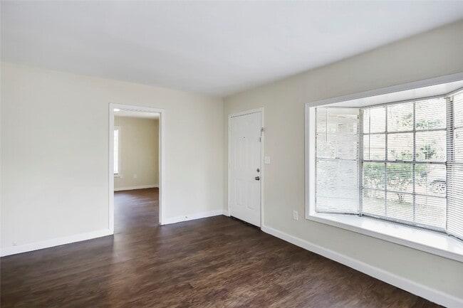 9418 Bertwood St in Houston, TX - Building Photo - Building Photo