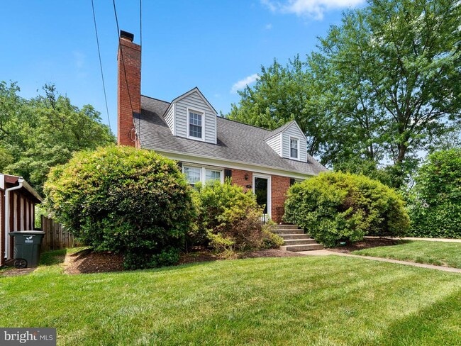 property at 404 S George Mason Dr