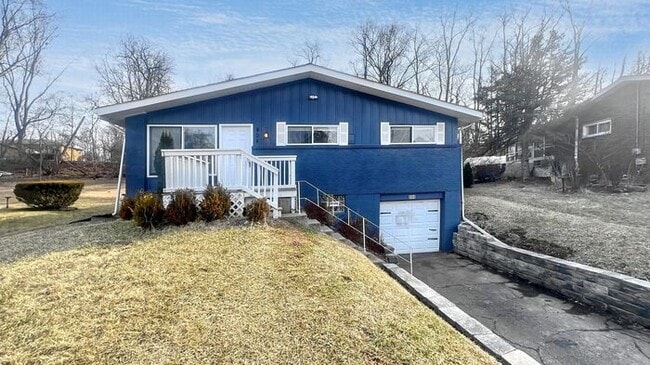 property at 404 Garden City Dr