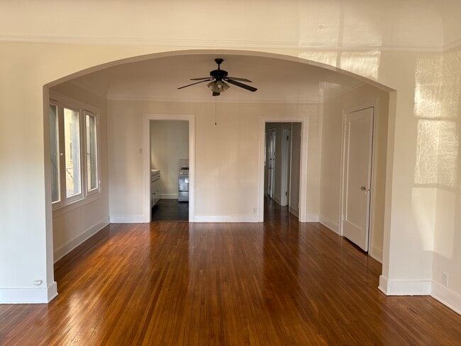 536 N Spaulding Ave, Unit A in Los Angeles, CA - Building Photo - Building Photo