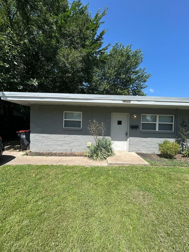 property at 400-402 Dyer St