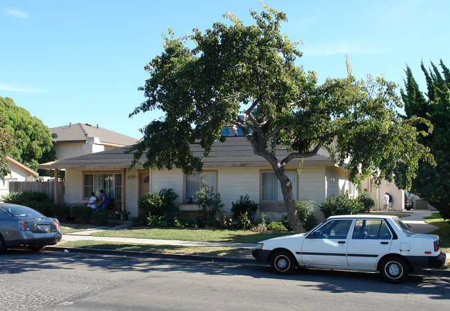 1210 Isleton Pl in Oxnard, CA - Building Photo - Building Photo