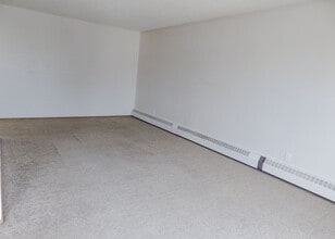 8111-8196 StreetBlock C in Grande Prairie, AB - Building Photo - Building Photo