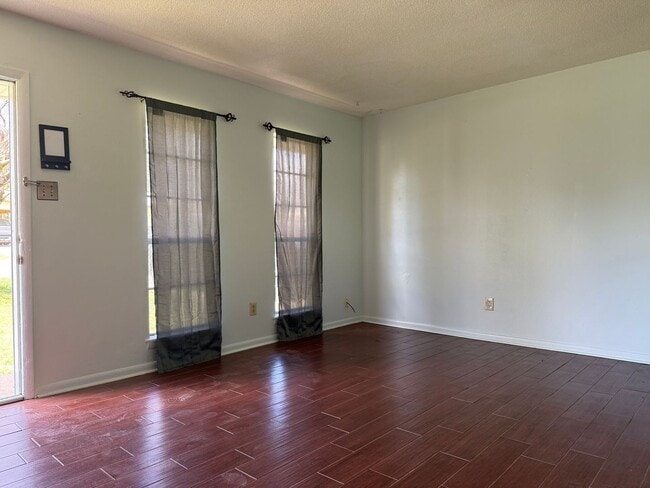 7910 Mustang Dr in Sherwood, AR - Building Photo - Building Photo