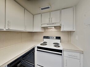 2517 Caper Ln in Maitland, FL - Building Photo - Building Photo