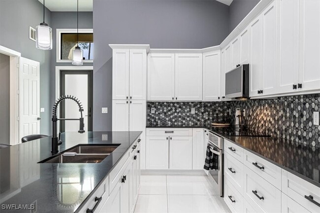 property at 4029 2nd Ave SE