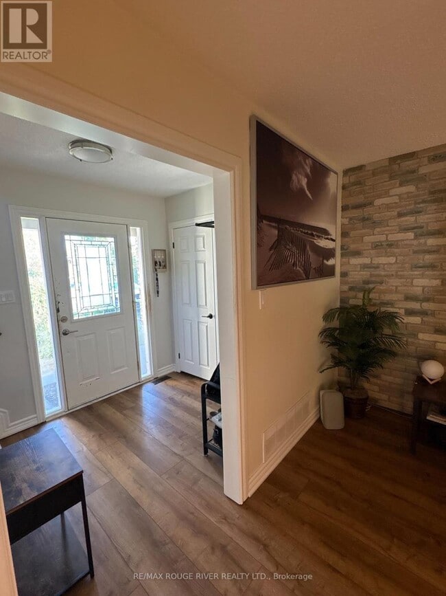 632 Balsam Crescent in Oshawa, ON - Building Photo - Building Photo