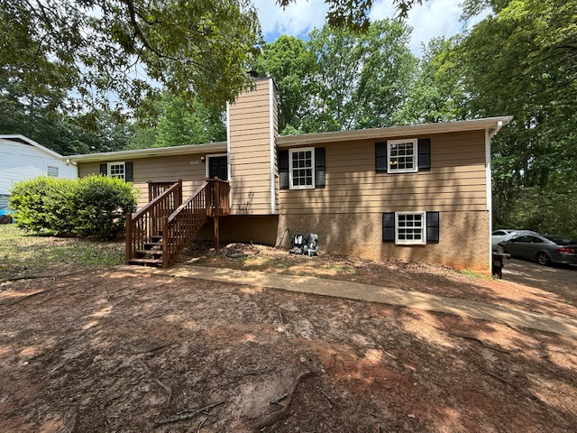 property at 3906 Willowbrook Dr