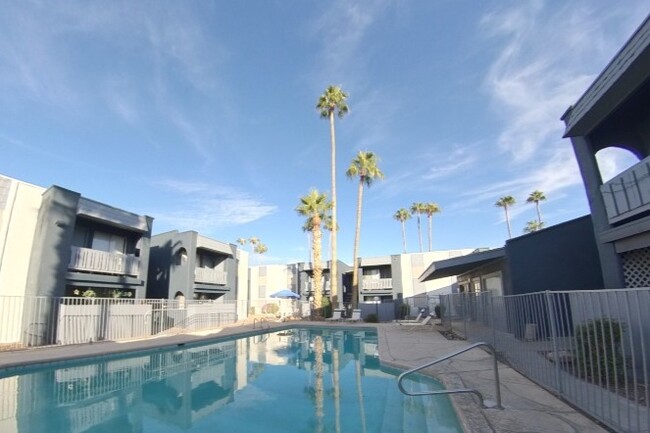 Santuario Apartments in Tucson, AZ - Building Photo - Building Photo