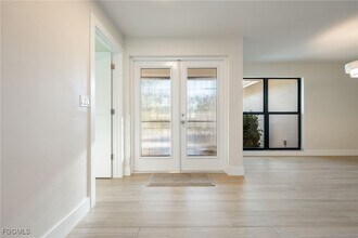 5308 Shalley Cir E, Unit 213 in Ft. Myers, FL - Building Photo - Building Photo