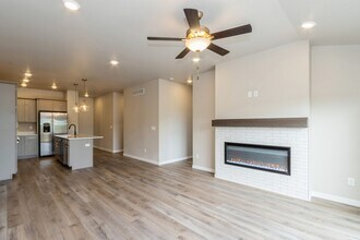 1025 Switchgrass Ln in Ely, IA - Building Photo - Building Photo