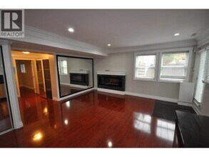 1620 SW Marine Dr in Vancouver, BC - Building Photo - Building Photo