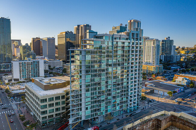1080 Park, Unit 1502 in San Diego, CA - Building Photo - Building Photo