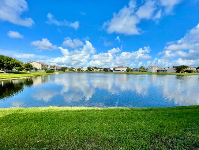 9593 Tavernier Dr in Boca Raton, FL - Building Photo - Building Photo
