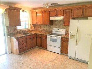 7200 Jenner Ave in New Port Richey, FL - Building Photo - Building Photo