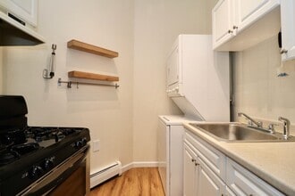 168 COLES St in Jersey City, NJ - Building Photo - Building Photo