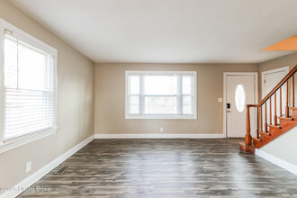 2310 Briargate Ave in Louisville, KY - Building Photo - Building Photo