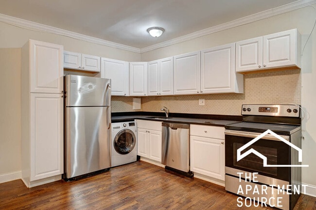 property at 3345 N Marshfield Ave