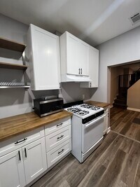 343 S Monroe St photo'