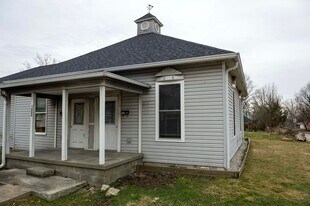 1223 W 11th St in Bloomington, IN - Building Photo