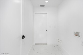 2505 39th St SW in Lehigh Acres, FL - Building Photo - Building Photo