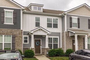 1730 Frodo Wy in Murfreesboro, TN - Building Photo