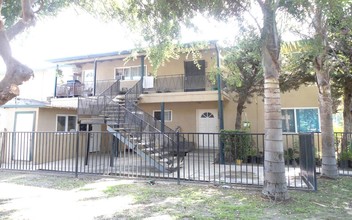 626 W Vesta St in Ontario, CA - Building Photo - Building Photo