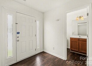 10540 Gold Pan Rd in Charlotte, NC - Building Photo - Building Photo