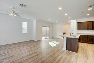 3045 Historic Horizon Ave in Henderson, NV - Building Photo - Building Photo
