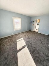 2379 Linden Ave in Columbus, OH - Building Photo - Building Photo