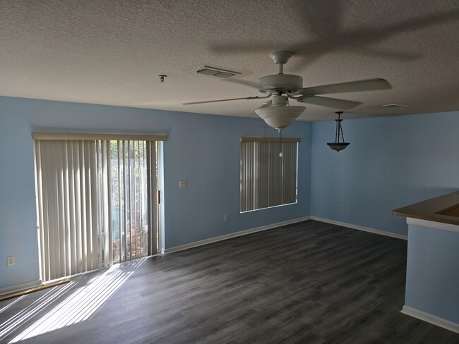 11315 SW 95th Cir, Unit 8 in Ocala, FL - Foto de edificio - Building Photo