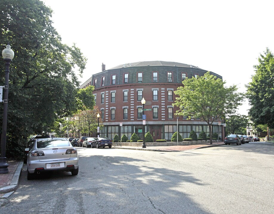 Cox Building in Boston, MA - Building Photo