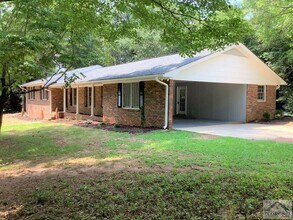 225 Dunwoody Dr in Athens, GA - Building Photo - Building Photo