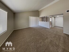 5632 W Comet Ave in Glendale, AZ - Building Photo - Building Photo