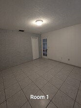 508 Cavalier Ave in Deltona, FL - Building Photo - Building Photo