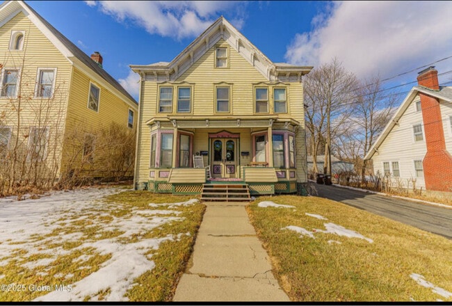 193 Main St in Ravena, NY - Building Photo - Building Photo